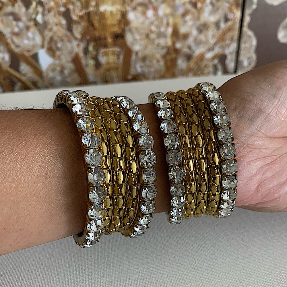 Wrap Around Bangle Set- Gold - Picture 3 of 4